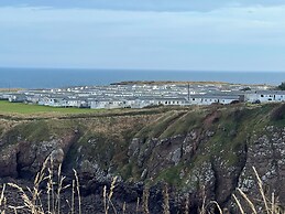 Tranquil Seaside Caravan Retreat in Eyemouth
