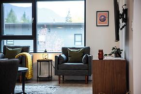 Cedar and Loam by Revelstoke Vacations