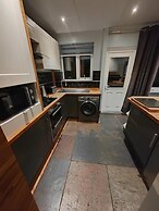 Cozy Blackpool Retreat With 3 Bedrooms