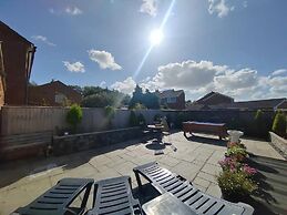 Cozy Blackpool Retreat With 3 Bedrooms