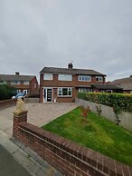 Cozy Blackpool Retreat With 3 Bedrooms