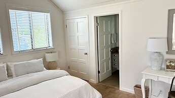 Modern Sonoma Home w Private Pool - Valley Vineyards