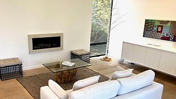 Modern Sonoma Home w Private Pool - Valley Vineyards