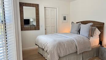 Modern Sonoma Home w Private Pool - Valley Vineyards