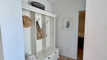 Modern Sonoma Home w Private Pool - Valley Vineyards