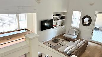 Modern Sonoma Home w Private Pool - Valley Vineyards