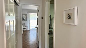 Modern Sonoma Home w Private Pool - Valley Vineyards