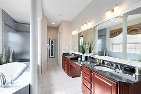 Serene Golf-front Oasis Villa in Reunion Resort