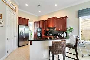 Serene Golf-front Oasis Villa in Reunion Resort