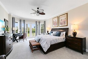 Serene Golf-front Oasis Villa in Reunion Resort