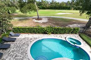 Serene Golf-front Oasis Villa in Reunion Resort