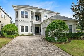 Serene Golf-front Oasis Villa in Reunion Resort