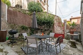 Aperol in Iseo With 1 Bedrooms and 1 Bathrooms