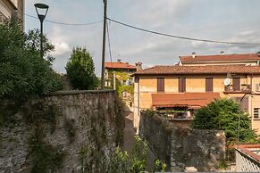 Aperol in Iseo With 1 Bedrooms and 1 Bathrooms