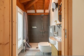 Aperol in Iseo With 1 Bedrooms and 1 Bathrooms