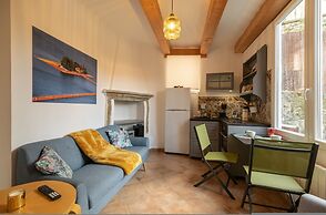 Aperol in Iseo With 1 Bedrooms and 1 Bathrooms