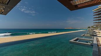 2BD Oceanfront Presidential Suite SCabo