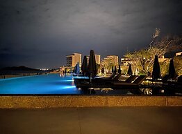 2BD Oceanfront Presidential Suite SCabo