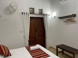 Cenreeza Airport Villa