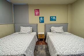 Polanco Apartment - Elevator, Parking- Sleeps 10