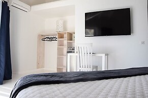 Ninamu Pearl  Guest House