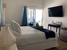 Ninamu Pearl  Guest House