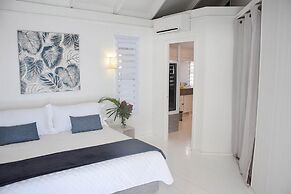 Ninamu Pearl  Guest House