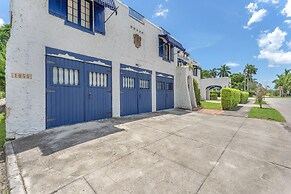 Huge Pool 6 Bedrooms 20 People Beach