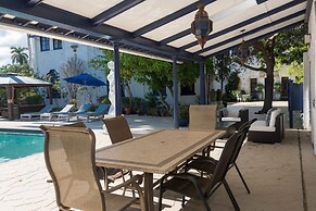 Huge Pool 6 Bedrooms 20 People Beach