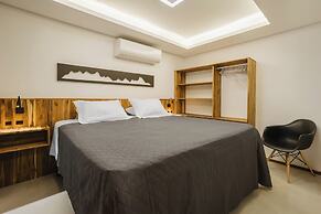 Santi Sabai Ibira - Um Refúgio às Margens da Lagoa