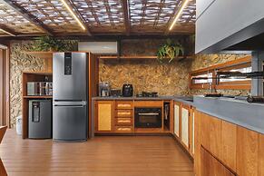 Santi Sabai Ibira - Um Refúgio às Margens da Lagoa