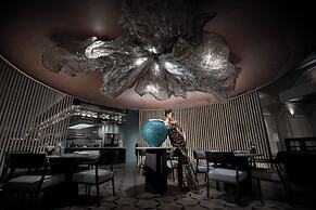 HUALUXE Shenzhen Bao'an