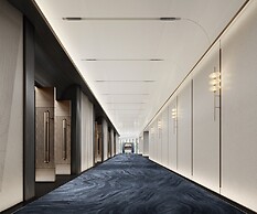 HUALUXE Shenzhen Bao'an