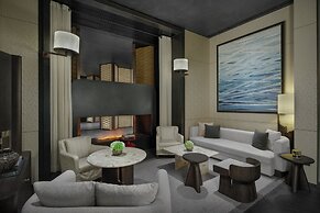 HUALUXE Shenzhen Bao'an