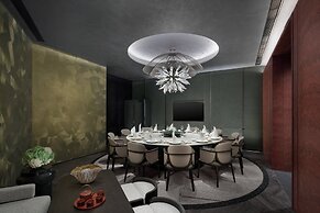 HUALUXE Shenzhen Bao'an