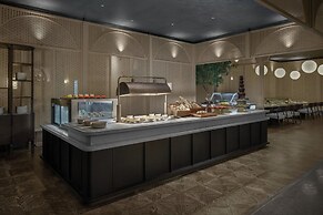 HUALUXE Shenzhen Bao'an