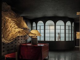 HUALUXE Shenzhen Bao'an