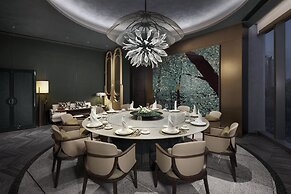 HUALUXE Shenzhen Bao'an