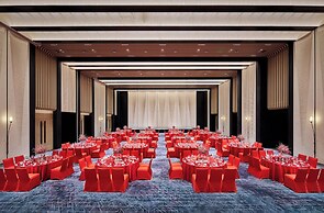 HUALUXE Shenzhen Bao'an