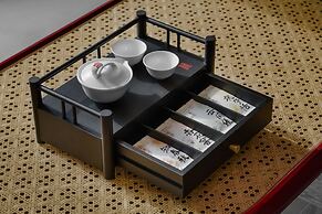 HUALUXE Shenzhen Bao'an