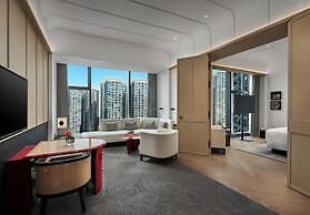 HUALUXE Shenzhen Bao'an