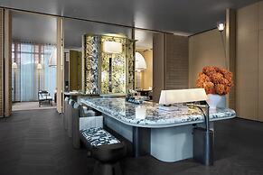 HUALUXE Shenzhen Bao'an