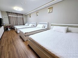 Incheon Airport Guesthouse L