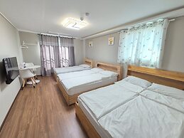 Incheon Airport Guesthouse L