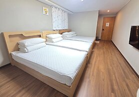 Incheon Airport Guesthouse L