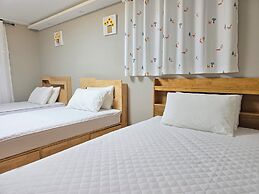 Incheon Airport Guesthouse L