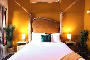 Maison Tofino - Private Oceanfront