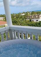 New Condo with Sea View