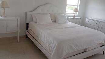 New Condo with Sea View