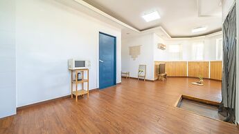 Taean Dalbam pet Pension